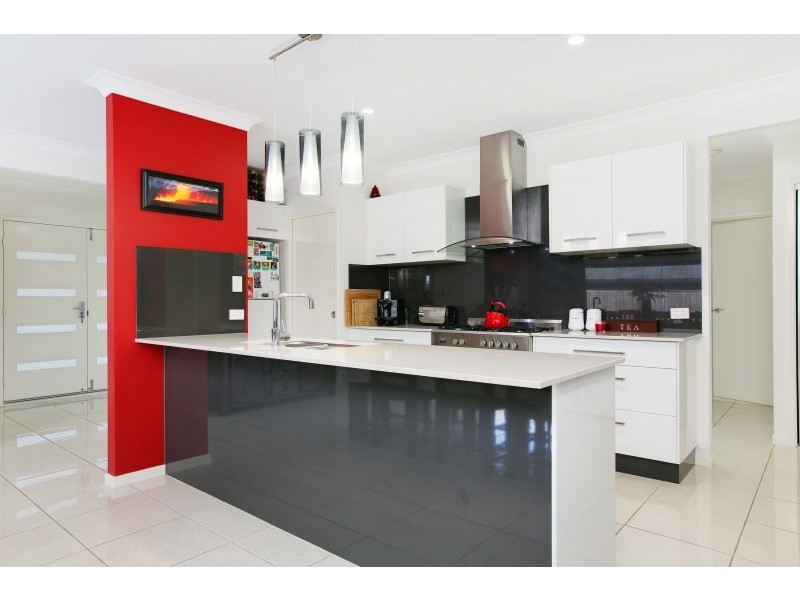 12 Malekula Close, Bentley Park QLD 4869