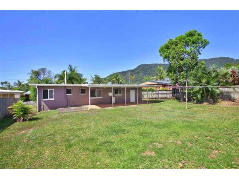 8 Amethyst Street, Bayview Heights QLD 4868