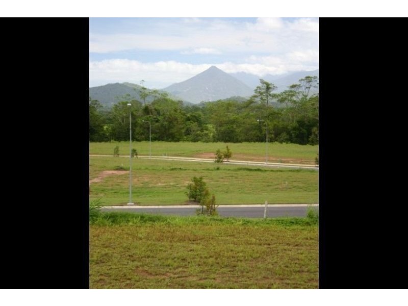 Shelbourne Street, Bentley Park QLD 4869