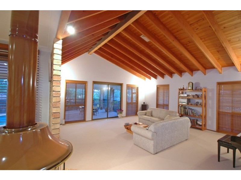 13 Leura Place, Helensvale QLD 4212