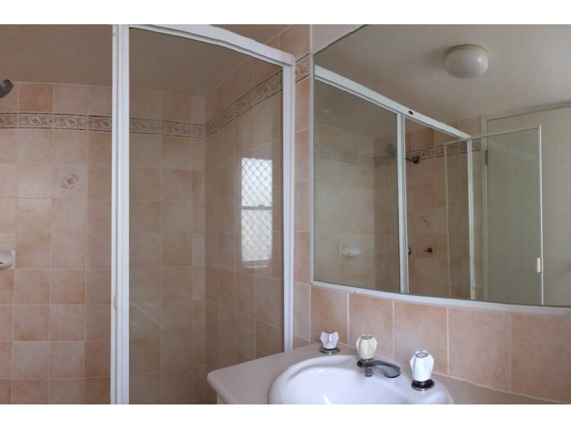 1/2491 Gold Coast Highway, Mermaid Beach QLD 4218