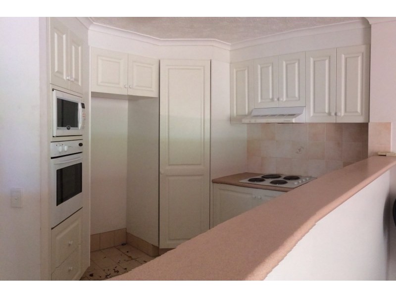 1/2491 Gold Coast Highway, Mermaid Beach QLD 4218