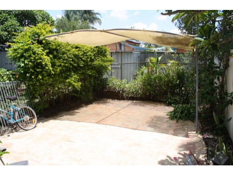 6 Stuart Street, Woodridge QLD 4114