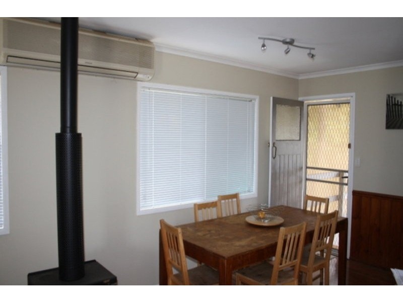 6 Stuart Street, Woodridge QLD 4114