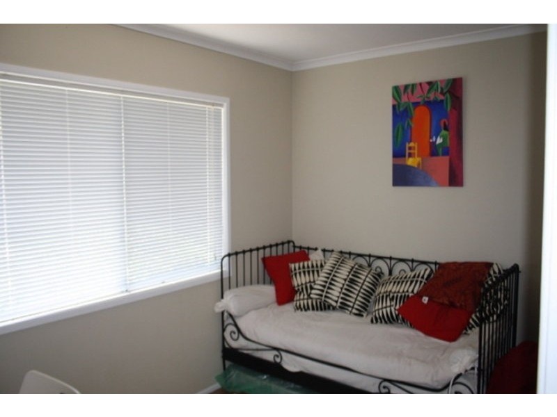 6 Stuart Street, Woodridge QLD 4114