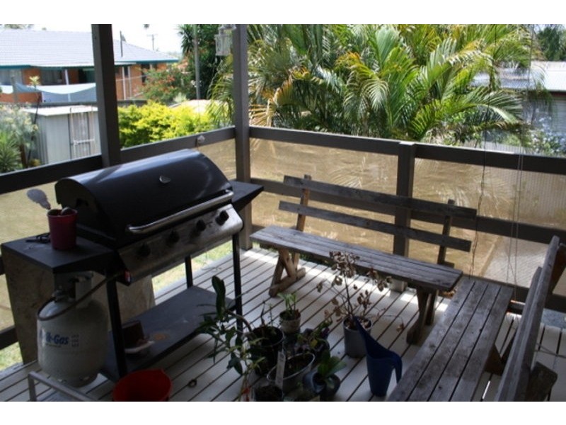 6 Stuart Street, Woodridge QLD 4114