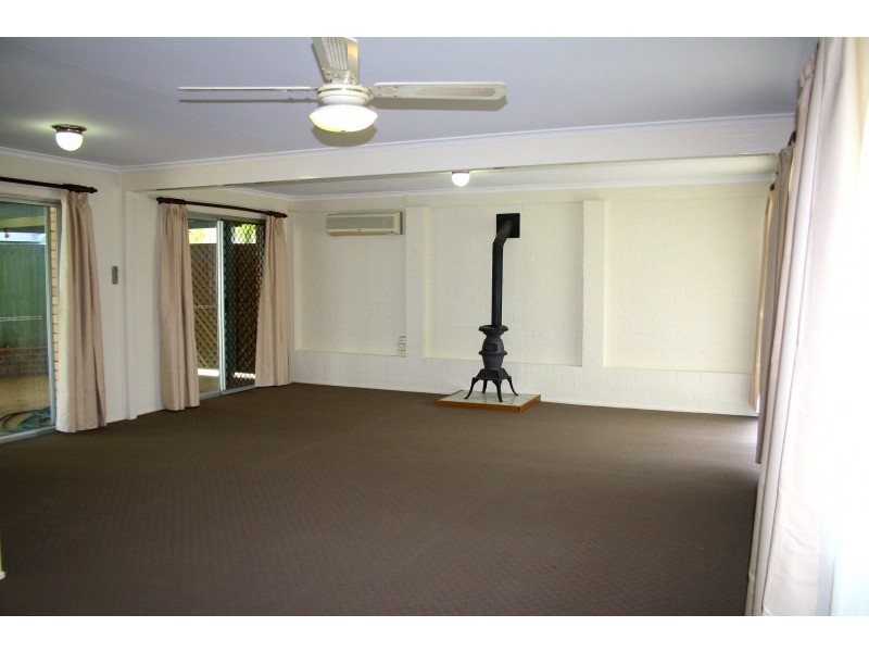 41 Darren Drive, Slacks Creek QLD 4127