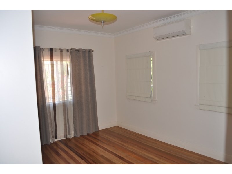 150 Shrapnel Road, Cannon Hill QLD 4170