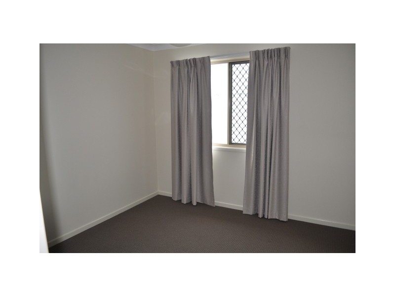 16 Grand Terrace, Waterford QLD 4133