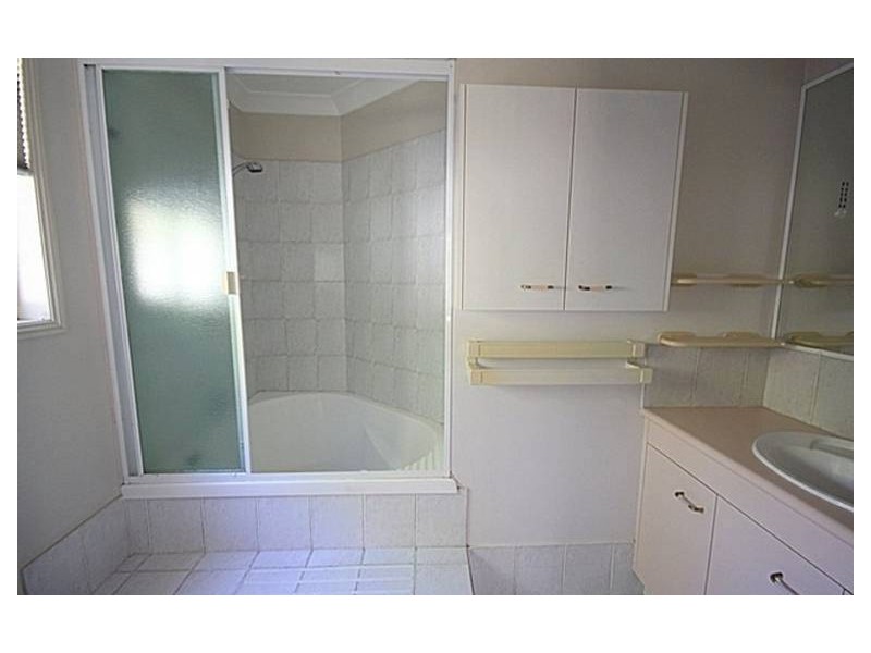 Hope Island QLD 4212