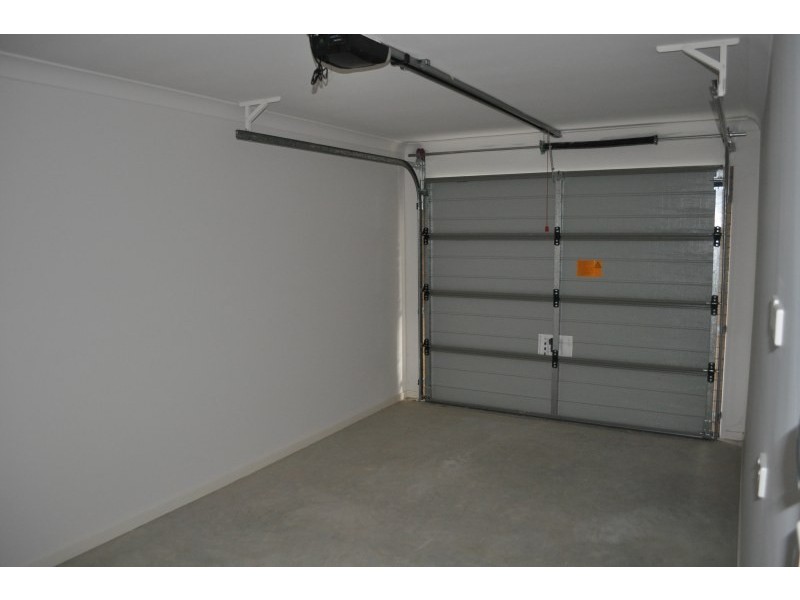 1/18 Conimbla Crescent, Waterford QLD 4133