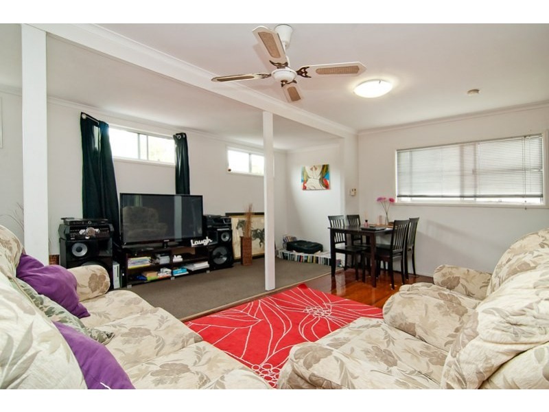 9 Oriole Crescent, Slacks Creek QLD 4127