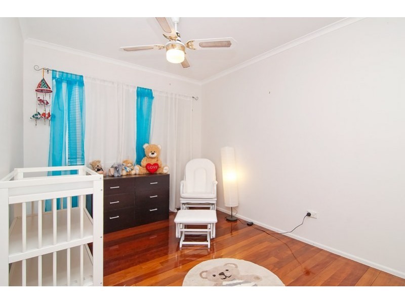 9 Oriole Crescent, Slacks Creek QLD 4127