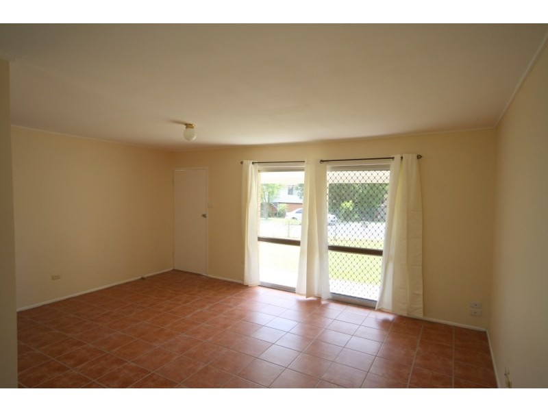 20 Woodash Street, Kingston QLD 4114