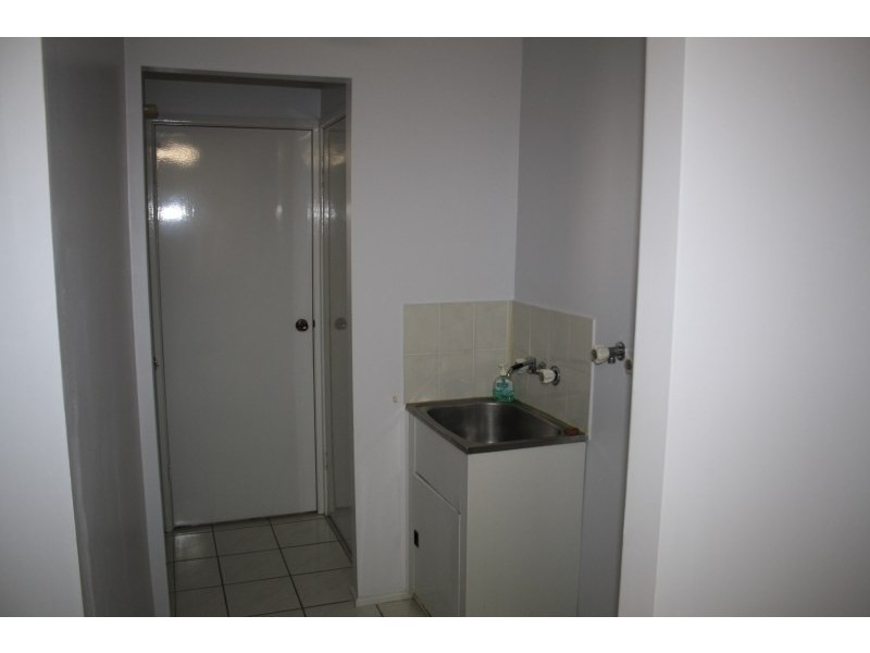 2/1 Delanty Court, Edens Landing QLD 4207