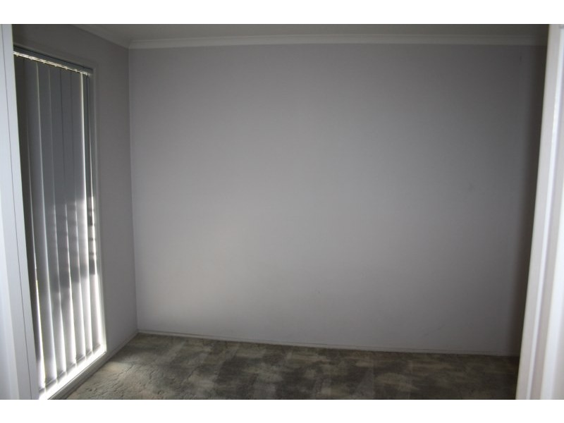 2/1 Delanty Court, Edens Landing QLD 4207