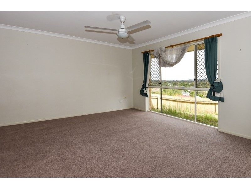 11 Tahan Crescent, Tanah Merah QLD 4128