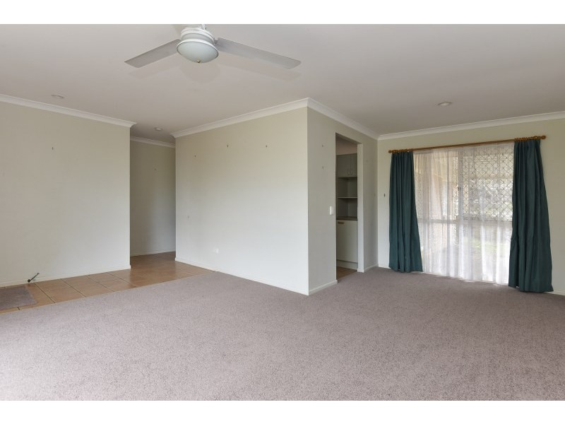 11 Tahan Crescent, Tanah Merah QLD 4128