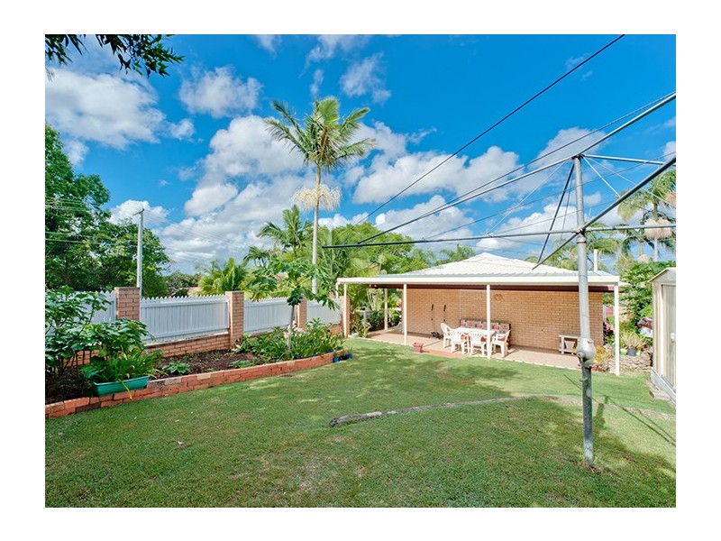 2 Elwyn Court, Springwood QLD 4127