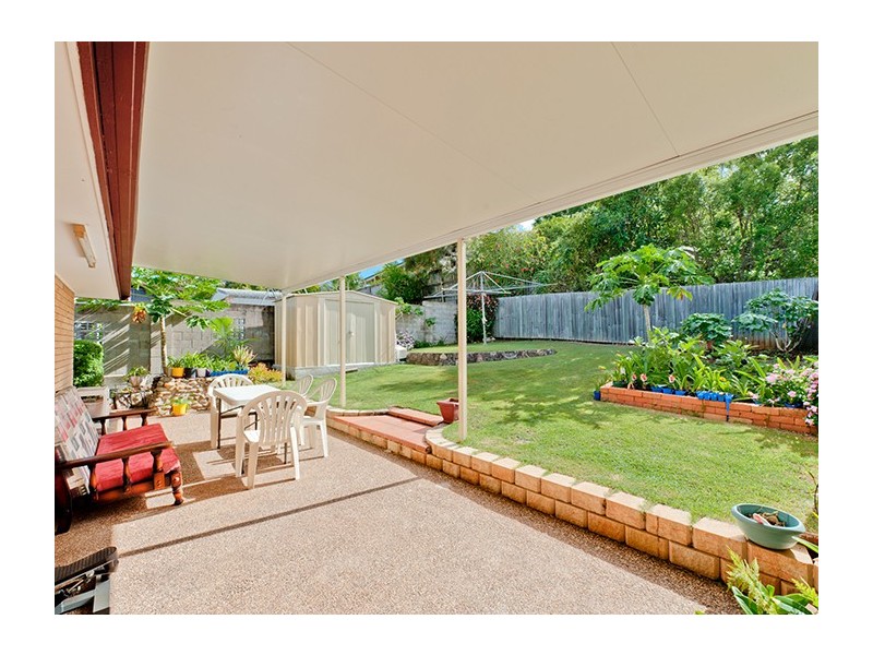 2 Elwyn Court, Springwood QLD 4127