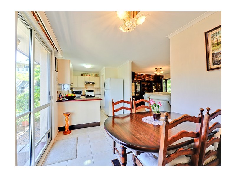 2 Elwyn Court, Springwood QLD 4127