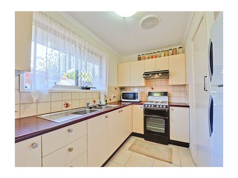 2 Elwyn Court, Springwood QLD 4127