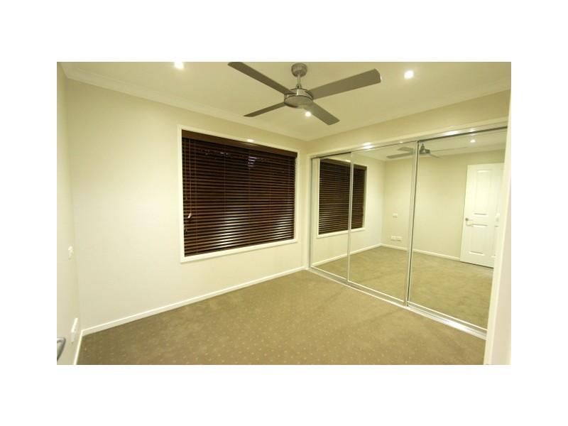 5 Francis Road, Shailer Park QLD 4128