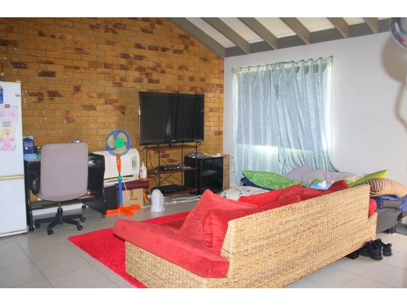 11/129 North Road, Woodridge QLD 4114