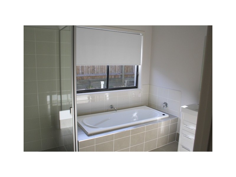 2 Santa Clara Rise, Upper Coomera QLD 4209