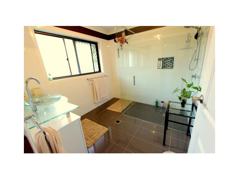 83 Driftwood Street, Sunnybank Hills QLD 4109