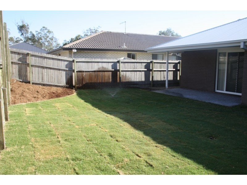 5 Frankland Avenue, Waterford QLD 4133