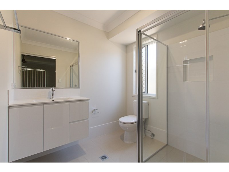 5 Frankland Avenue, Waterford QLD 4133