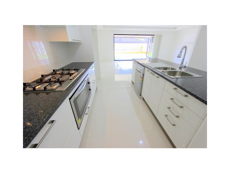 166 Nyleta Street, Coopers Plains QLD 4108