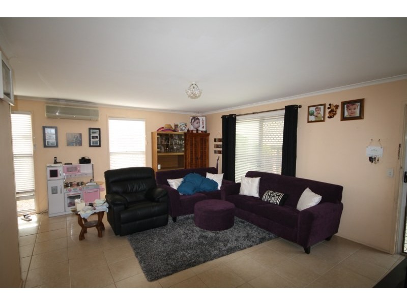 43 Christopher Street, Slacks Creek QLD 4127