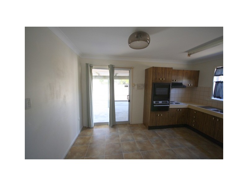 Regents Park QLD 4118