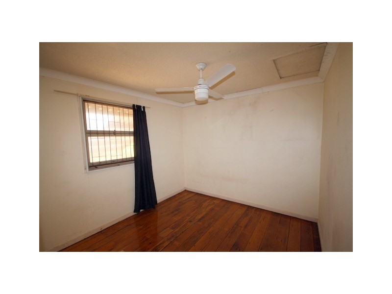 253 Kingston Road, Woodridge QLD 4114