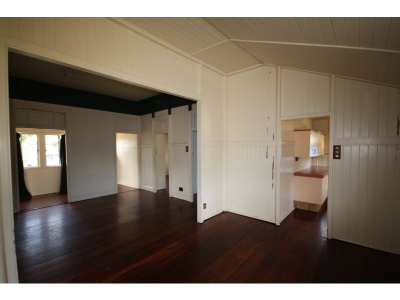 10 Muller Road, Woodridge QLD 4114