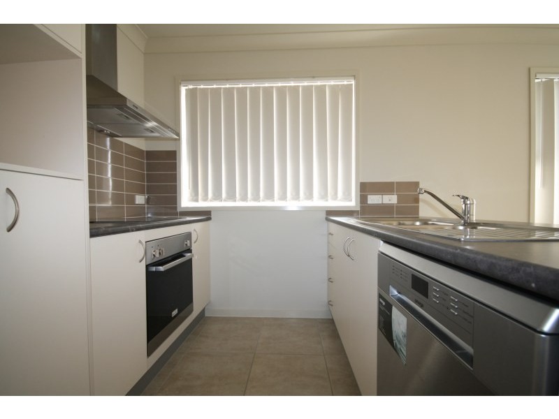 1/8 Bindarri Close, Waterford QLD 4133