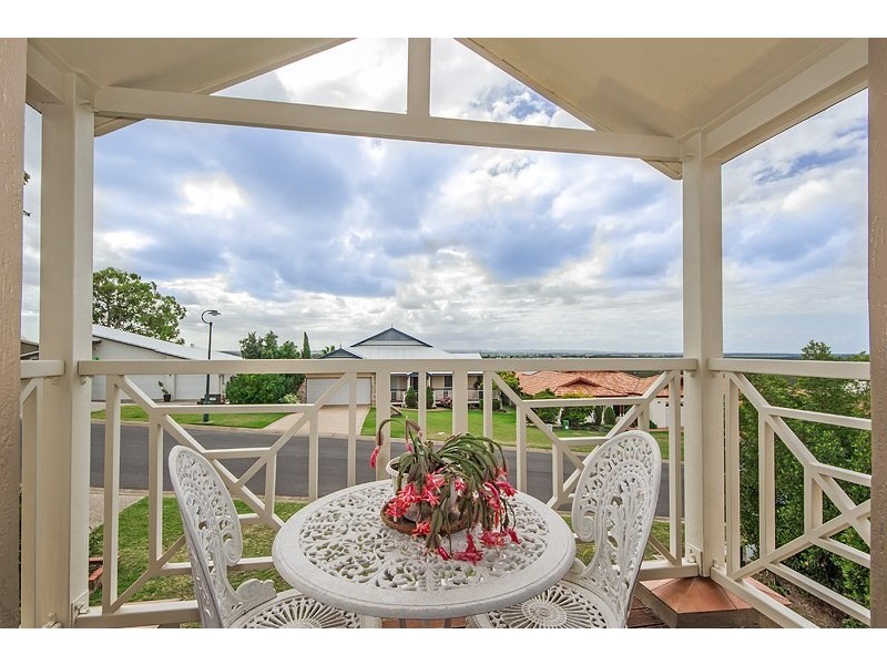 44 Sir Charles Holm Drive, Ormeau Hills QLD 4208