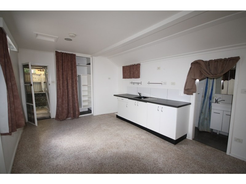 9 Carnival Street, Loganlea QLD 4131