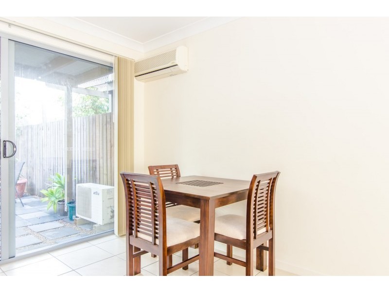 4/8 Eric Road, Holland Park QLD 4121