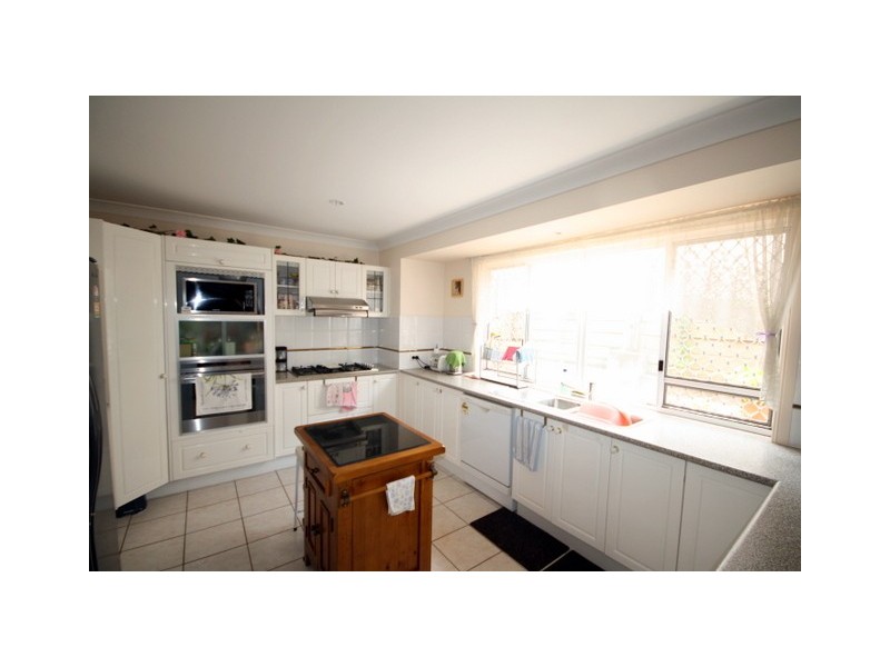 2 Tulipwood Place, Stretton QLD 4116