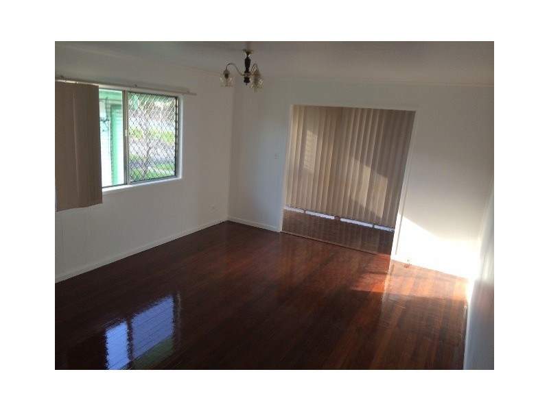 12 Heaton Street, Rocklea QLD 4106