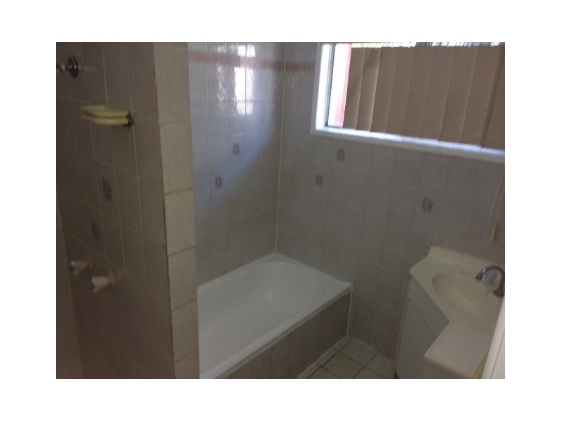 12 Heaton Street, Rocklea QLD 4106