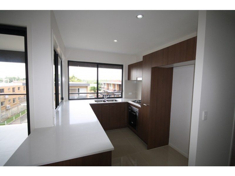 11/16 Lyon Street, Moorooka QLD 4105