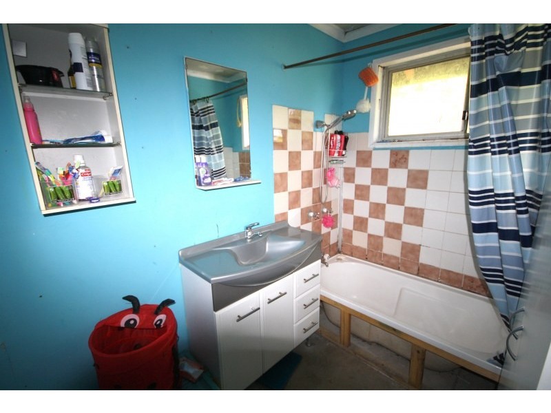 378 Mt Gravatt Capalaba Road, Wishart QLD 4122