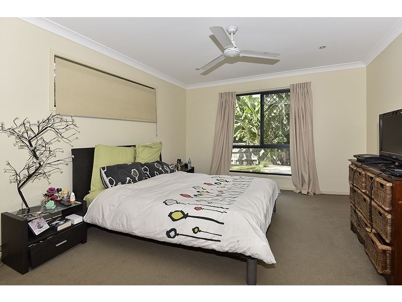 12a Bimbadeen Drive, Loganholme QLD 4129