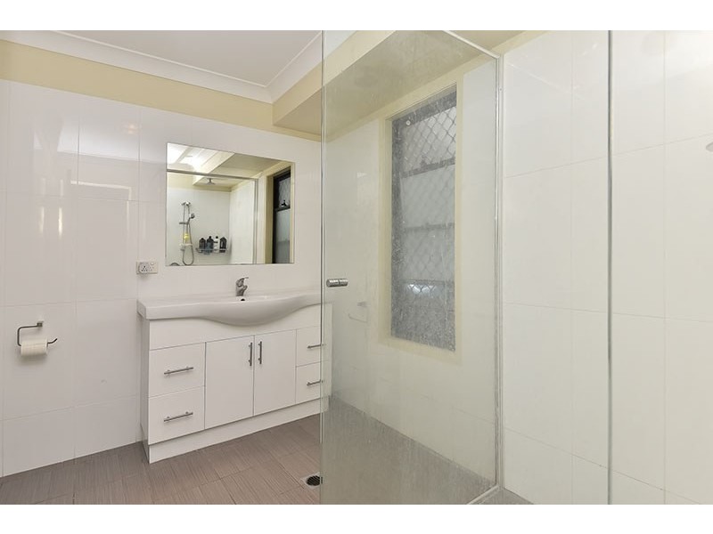 12a Bimbadeen Drive, Loganholme QLD 4129