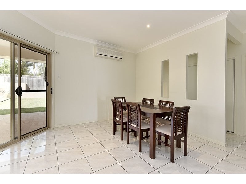 18 Kondalilla Terrace, Waterford QLD 4133