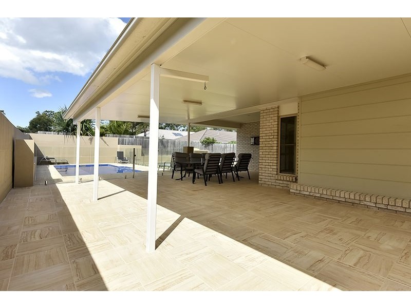 18 Kondalilla Terrace, Waterford QLD 4133